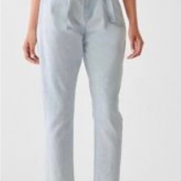 SUSIE Paperbag High Rise
Jeans by DL1961 size 25 - Picture 3 of 12